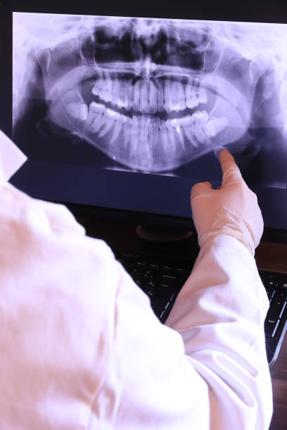 Best Holiday Emergency Dentist in Thomasboro, IL
